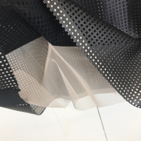 BGBG Hudson perforated Black Short Sleeve top - Picture 7 of 7